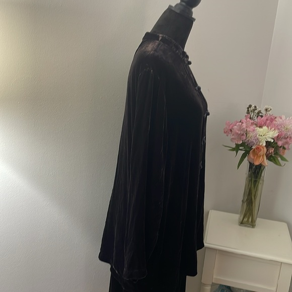 Elieen Fisher Deep Purple/Black Asian Look Velvet Top - Picture 4 of 11